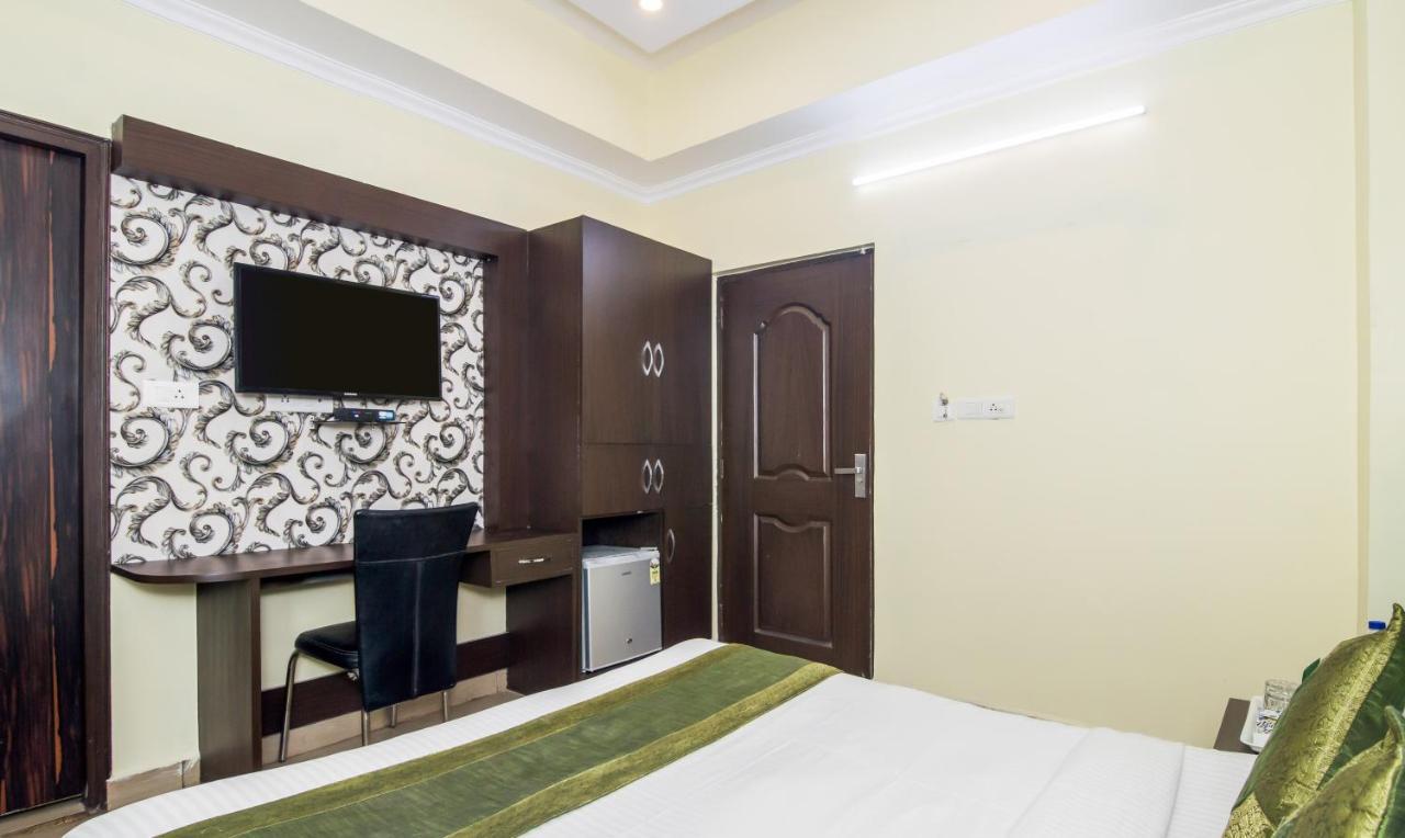Itsy By Treebo - Coral Tree Gomti Nagar Ξενοδοχείο Λάκναου Εξωτερικό φωτογραφία
